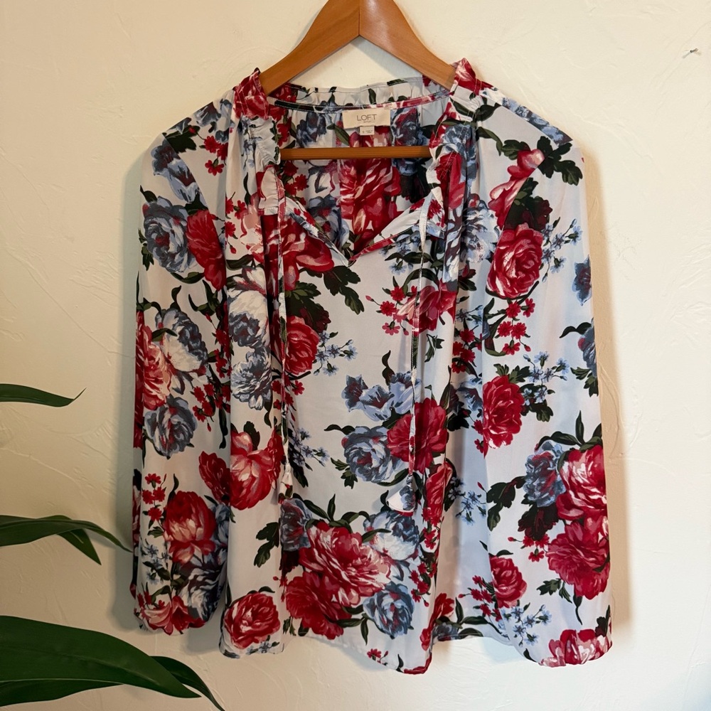 LOFT Floral Tie-Neck Blouse | Size Small